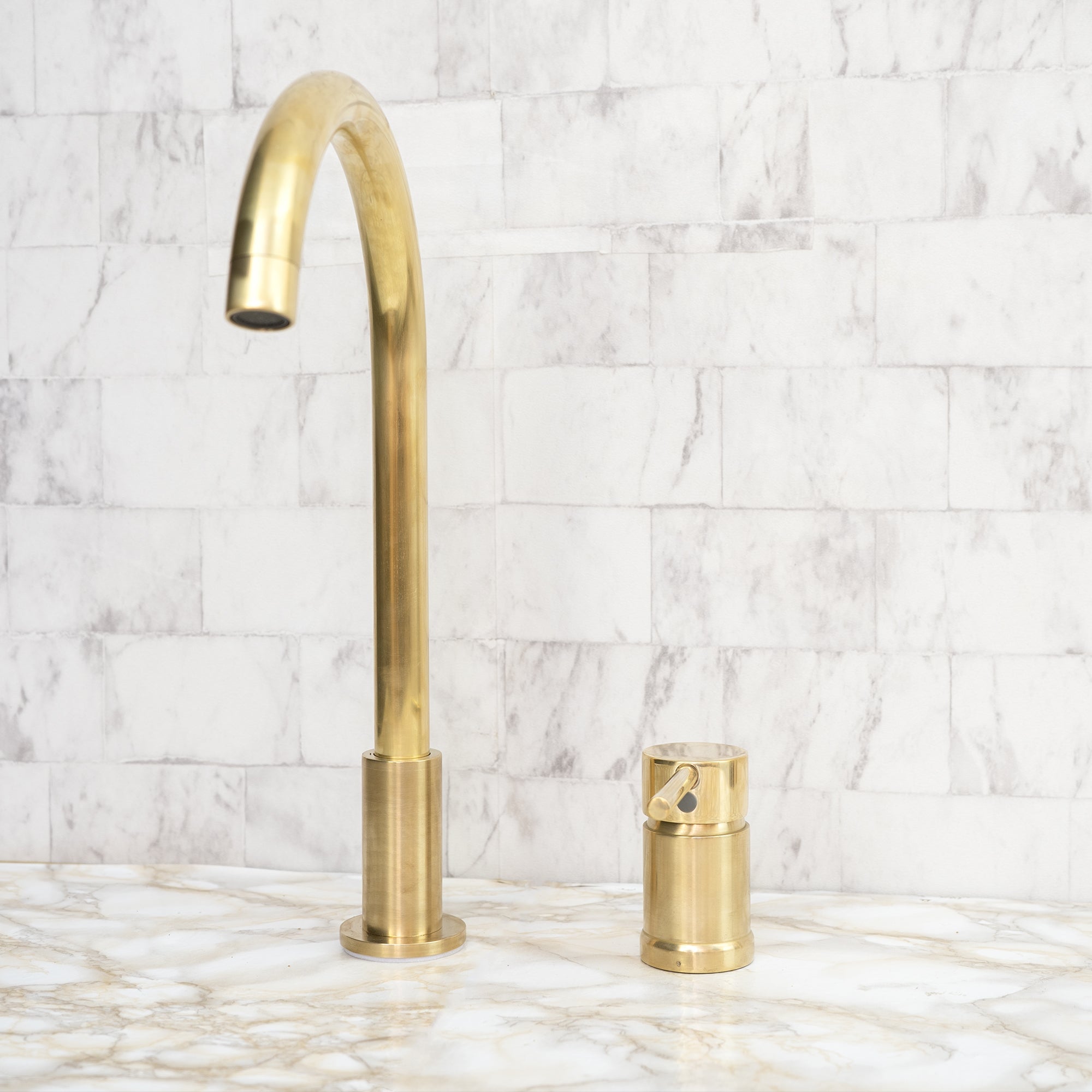 Gleam Lavatory faucet