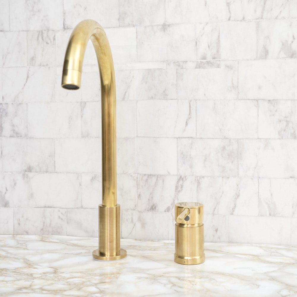 antique-gooseneck-faucet-249169-1.jpg