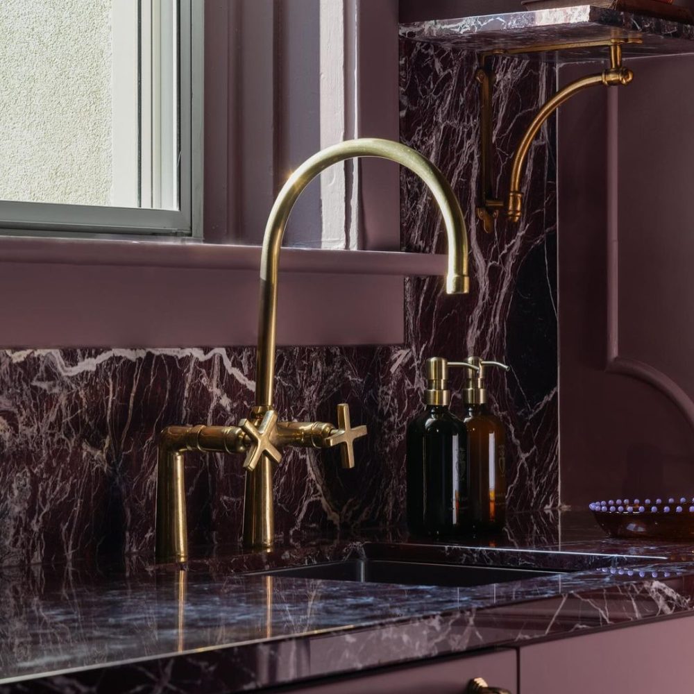 unlacquered-brass-bridge-kitchen-faucet-509287.jpg
